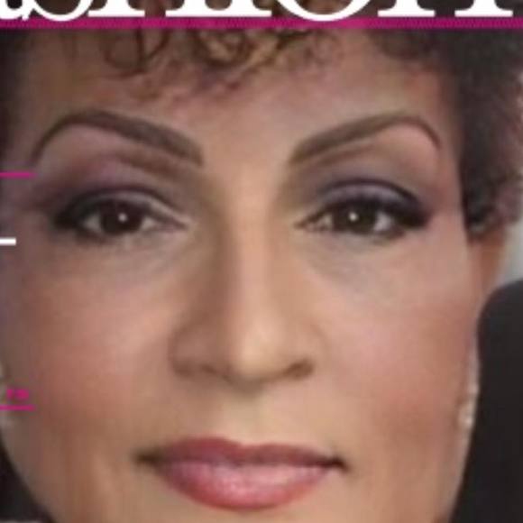 Meet your Posher, Ana - Picture 1 of 1